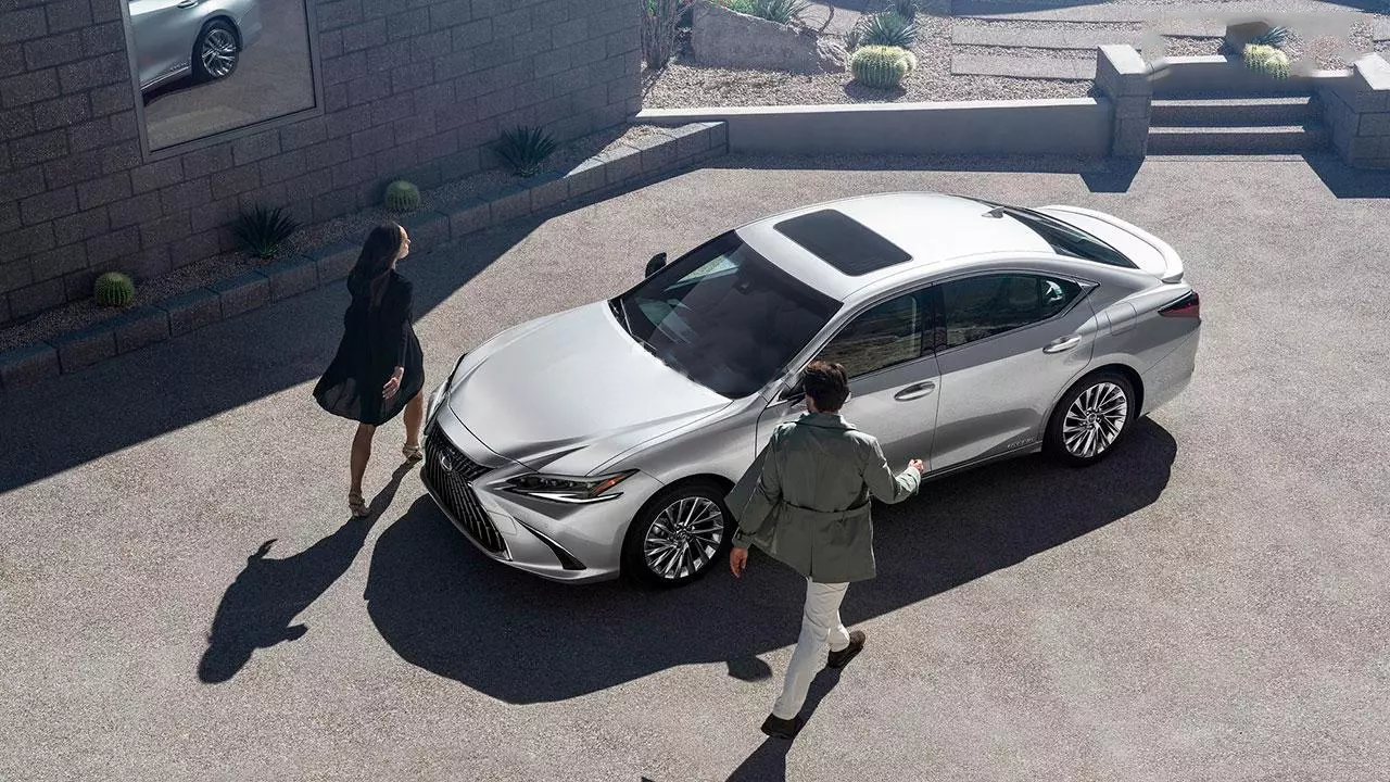 Đánh giá Lexus ES 350h Luxury - những lý do không thể bỏ qua
